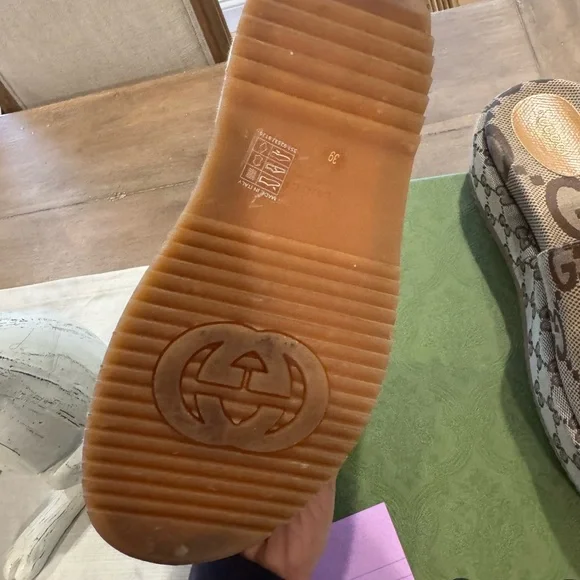 Gucci Beige and Brown GG Slide Sandals - Picture 3 of 3